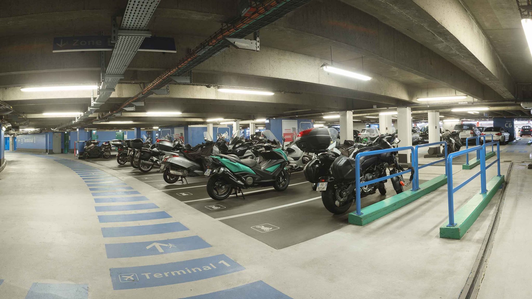 parking moto à paris charles de gaulle