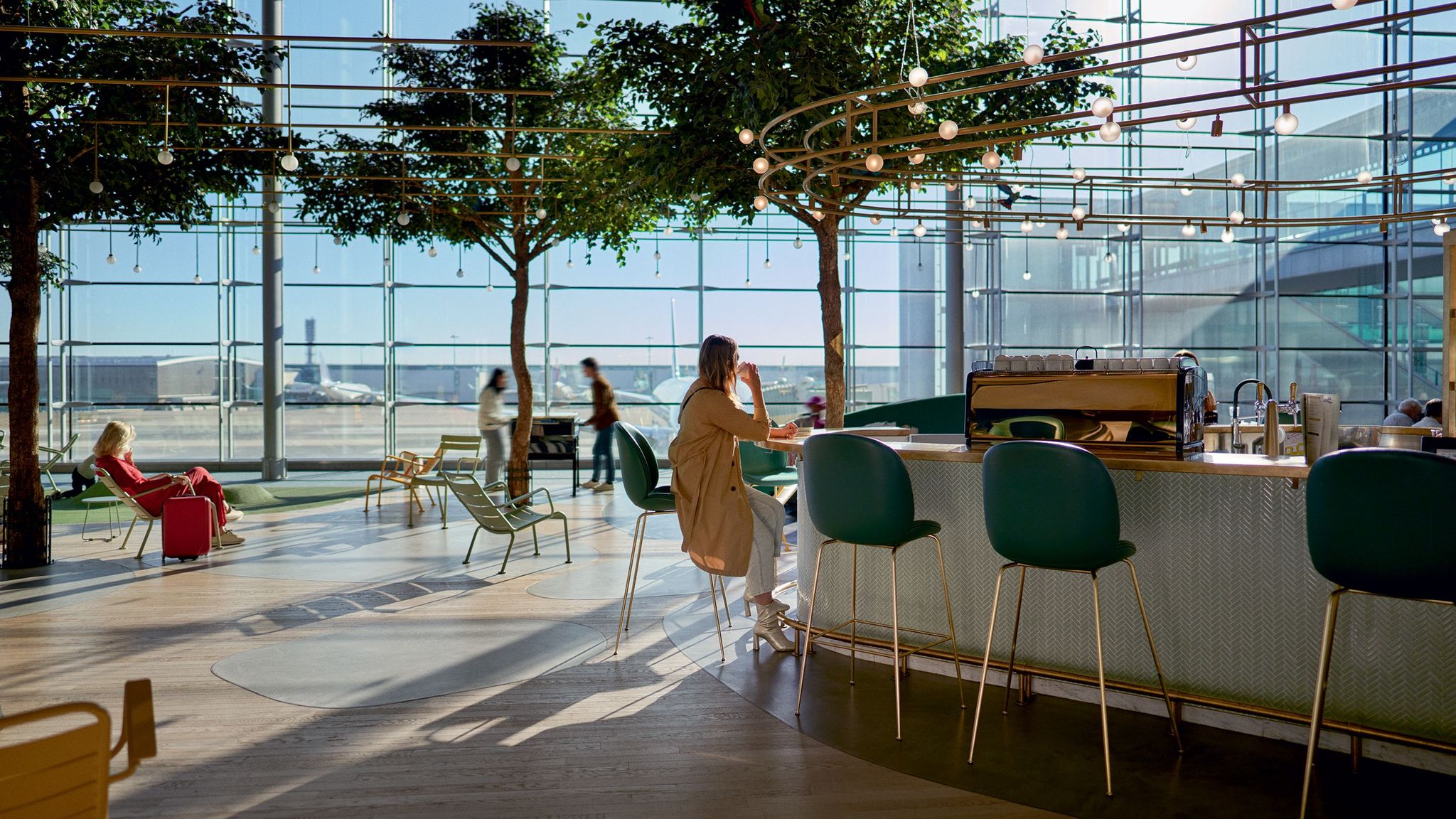 bar restaurant à l'aéroport charles de gaulle