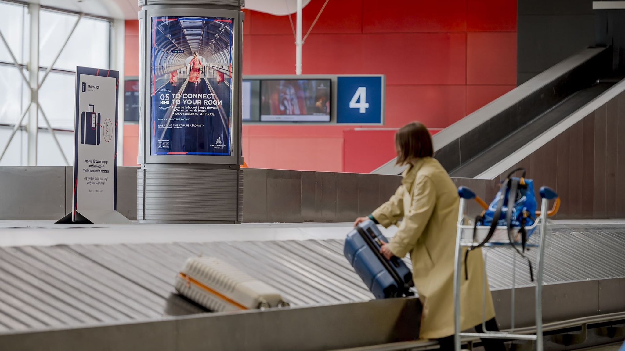 tapis de livraison de bagages paris aéroport
