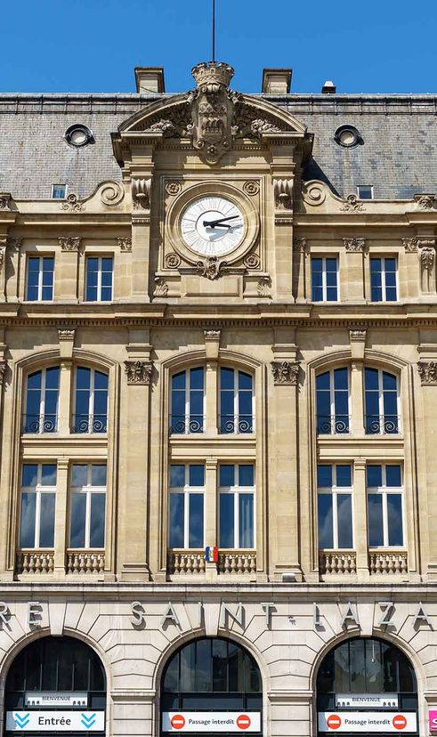 gare saint lazare paris
